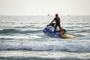 Sauvetage en mer (illustration) © Ant Armada