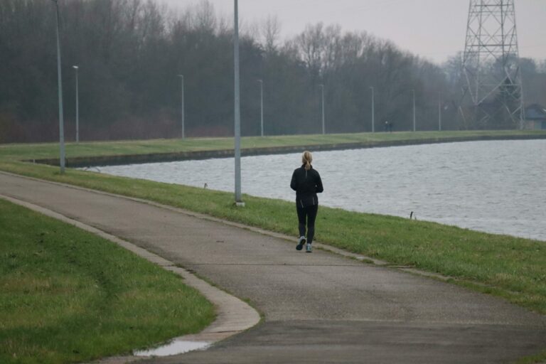 Illustration d'une joggeuse / Photo de El Capra / LU