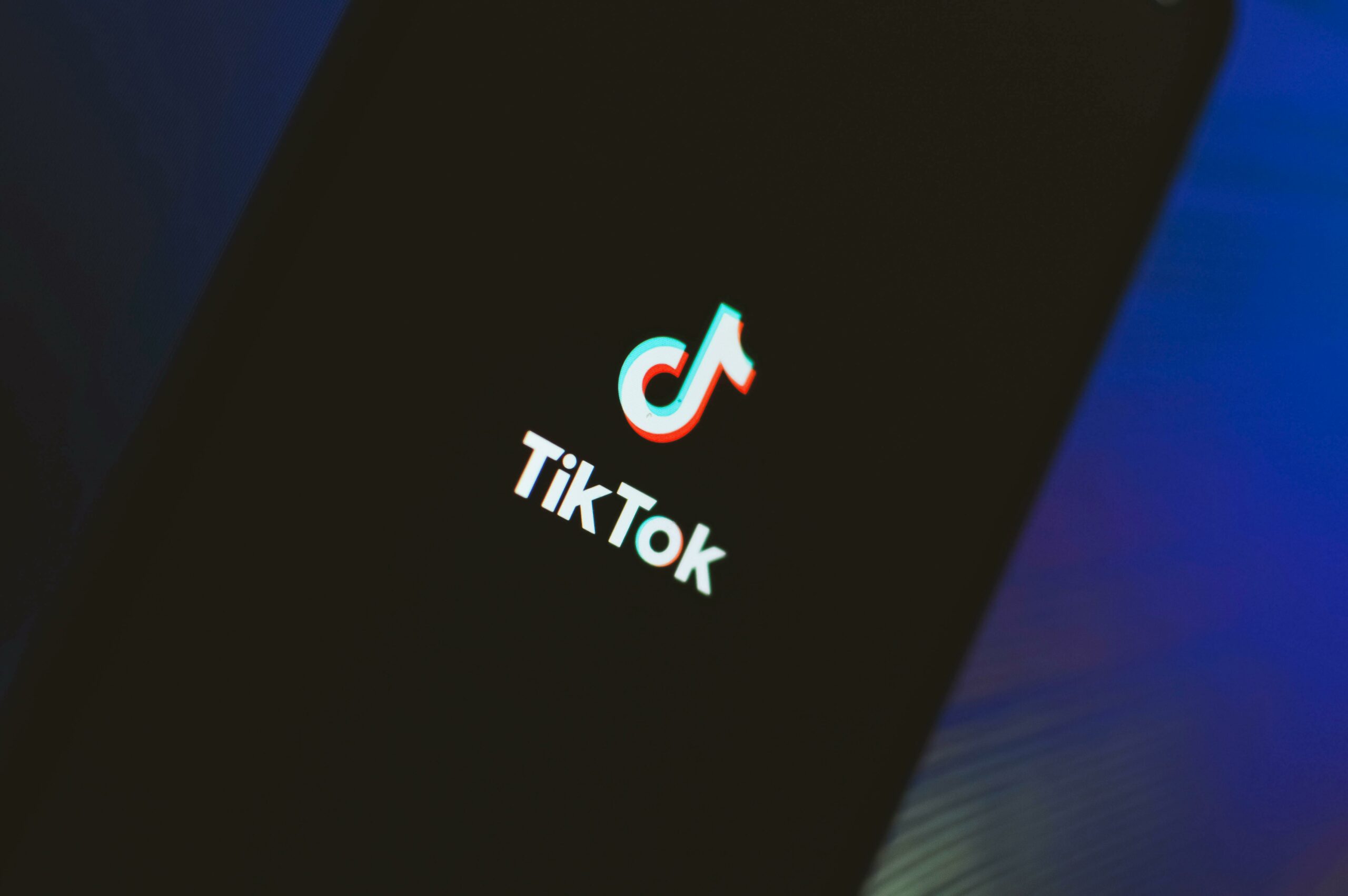Protection des mineurs : Bruxelles accuse TikTok de ne pas suffisamment s&eacute;curiser les comptes des adolescents