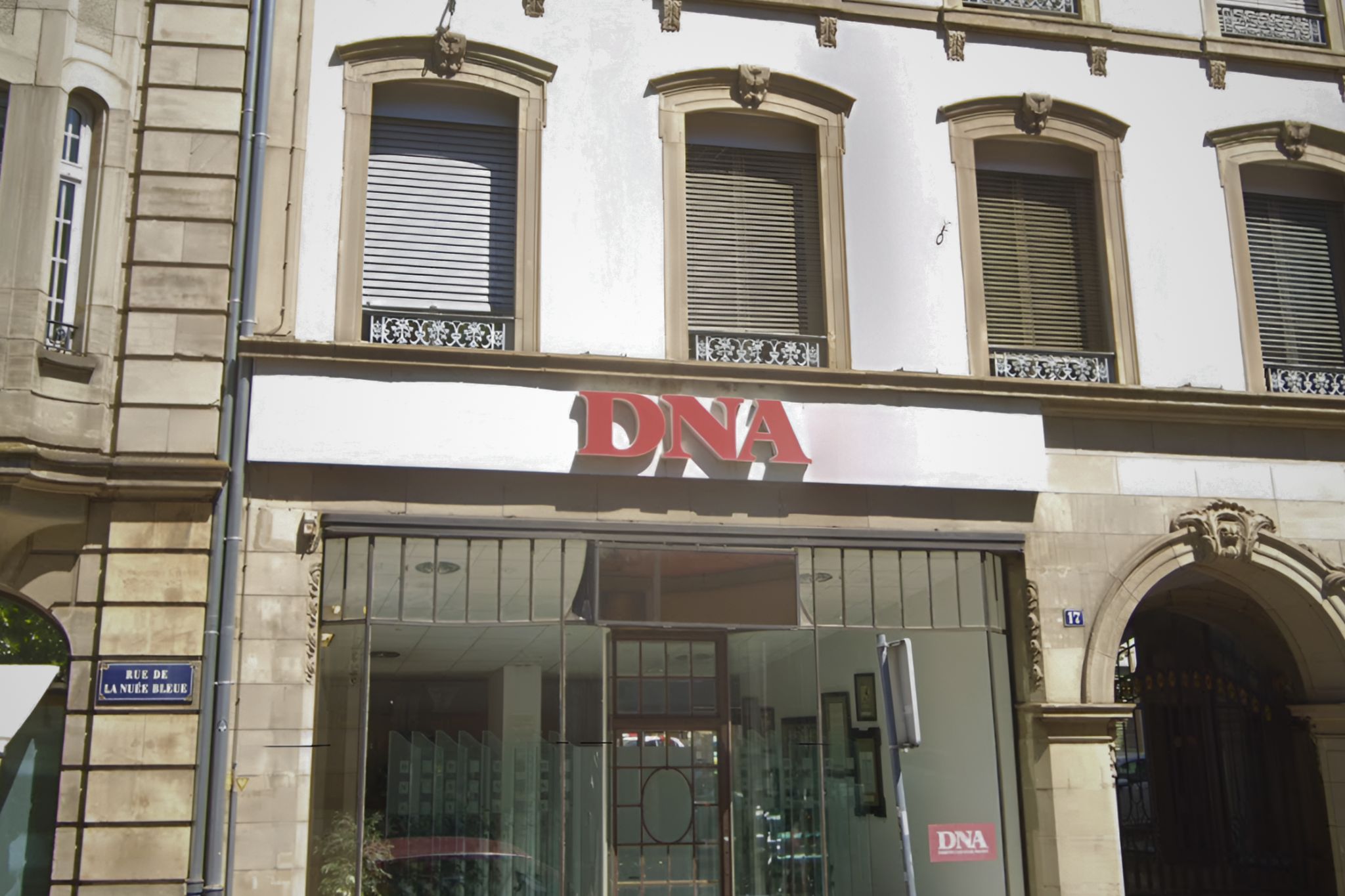 Locaux de la r&eacute;daction des Derni&egrave;res Nouvelles d&rsquo;Alsace (DNA), situ&eacute; rue de la Nu&eacute;e-Bleue &agrave; Strasbourg, dans le Bas-Rhin (illustration) &copy; D&eacute;chiffreur/GoogleStreet