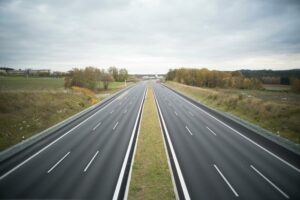 Illustration. Vue panoramique d'une autoroute. © Markus Spiske