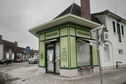 Les anciens salariés de la boulangerie-pâtisserie « Aux bonnes saveurs d’autrefois », situé à Saint-Amand-Montrond dans le Cher, viennent d’obtenir gain de cause devant la justice. © ANTHONY BONDON / LE MAGAZINE DU BERRY / DECHIFFREUR