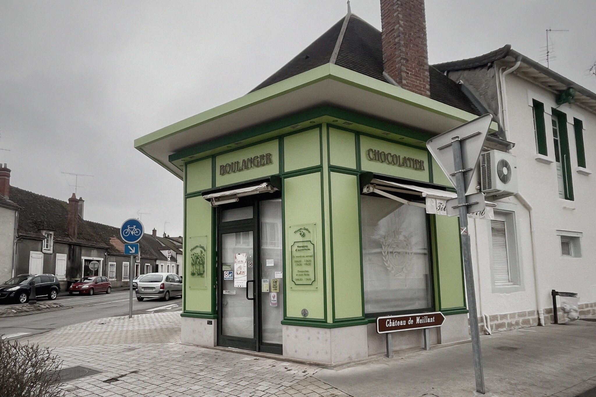 Les anciens salariés de la boulangerie-pâtisserie « Aux bonnes saveurs d’autrefois », situé à Saint-Amand-Montrond dans le Cher, viennent d’obtenir gain de cause devant la justice. © ANTHONY BONDON / LE MAGAZINE DU BERRY / DECHIFFREUR