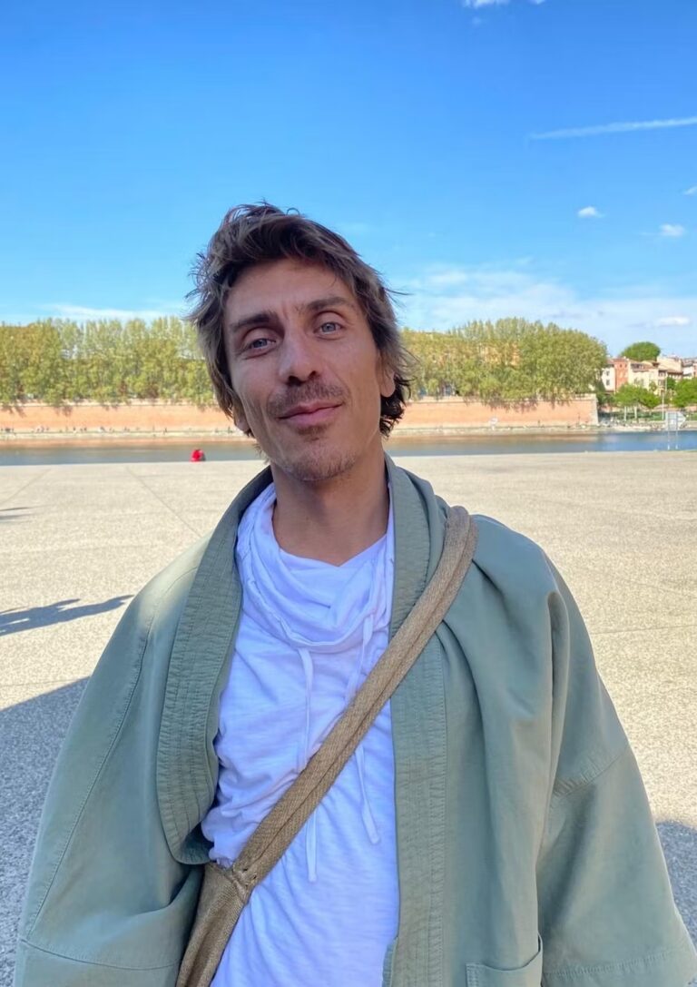 Photo de Camilo Castro, Français détenu au Venezuela depuis juin 2025. Il a été libéré, annonce Emmanuel Macron le dimanche 16 novembre 2025. © Amnesty International / Photo personnelle · DR