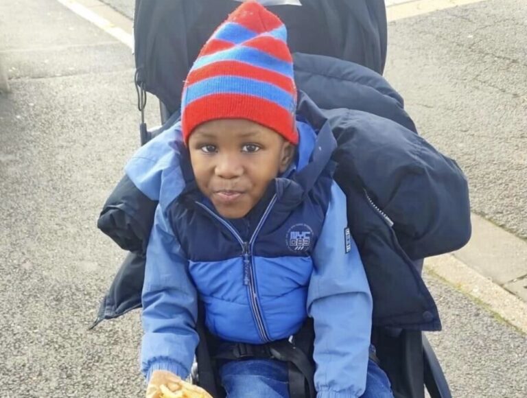 Madoua, de 4 ans, a disparu depuis le 25 février à à Neuilly-Plaisance. il est atteint d’un trouble autistique et ne s’exprime pas verbalement. © DOCUMENT DE LA FAMILLE