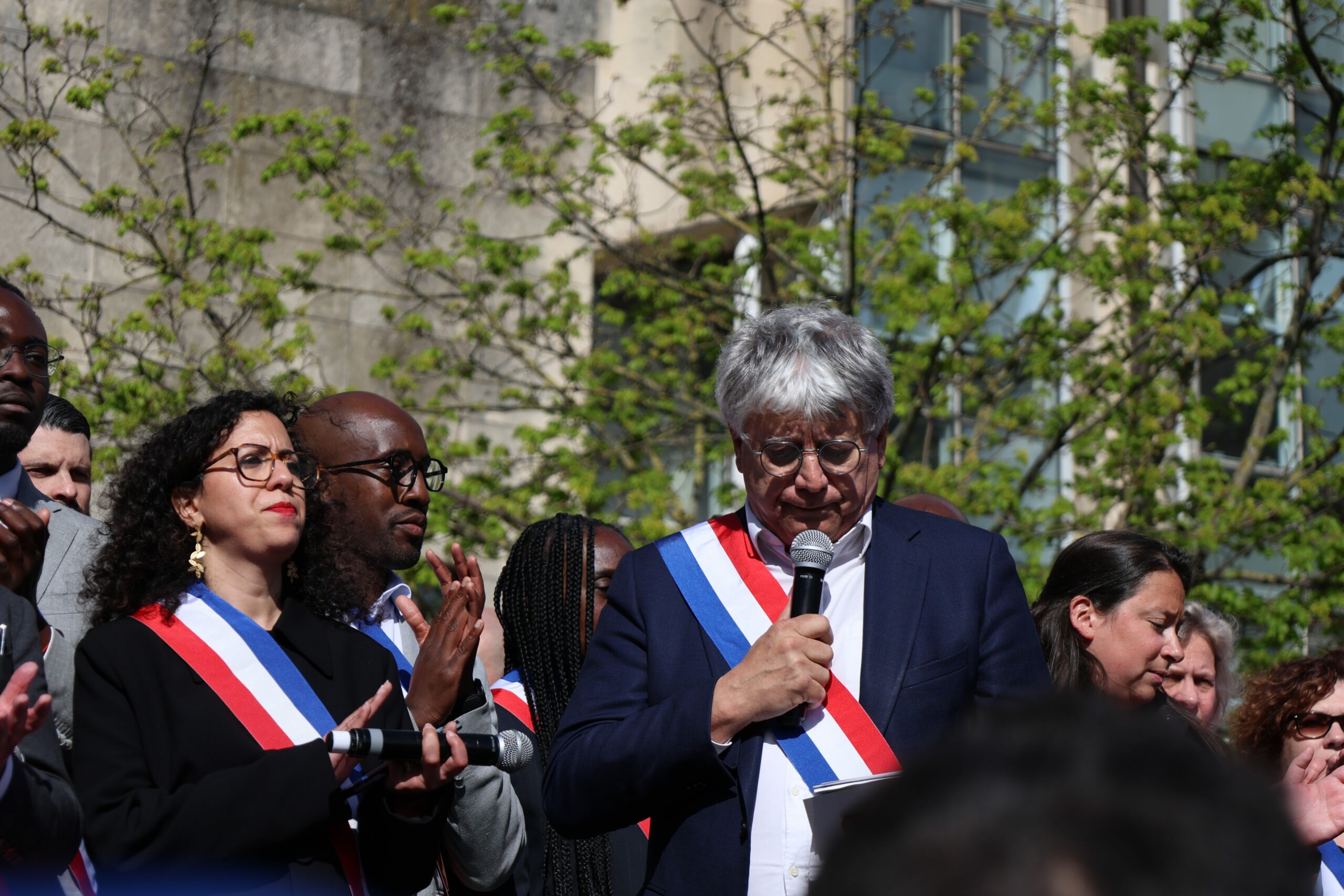 À Saint-Denis, plusieurs milliers de personnes rassemblées contre le racisme autour du maire Bally Bagayoko 13