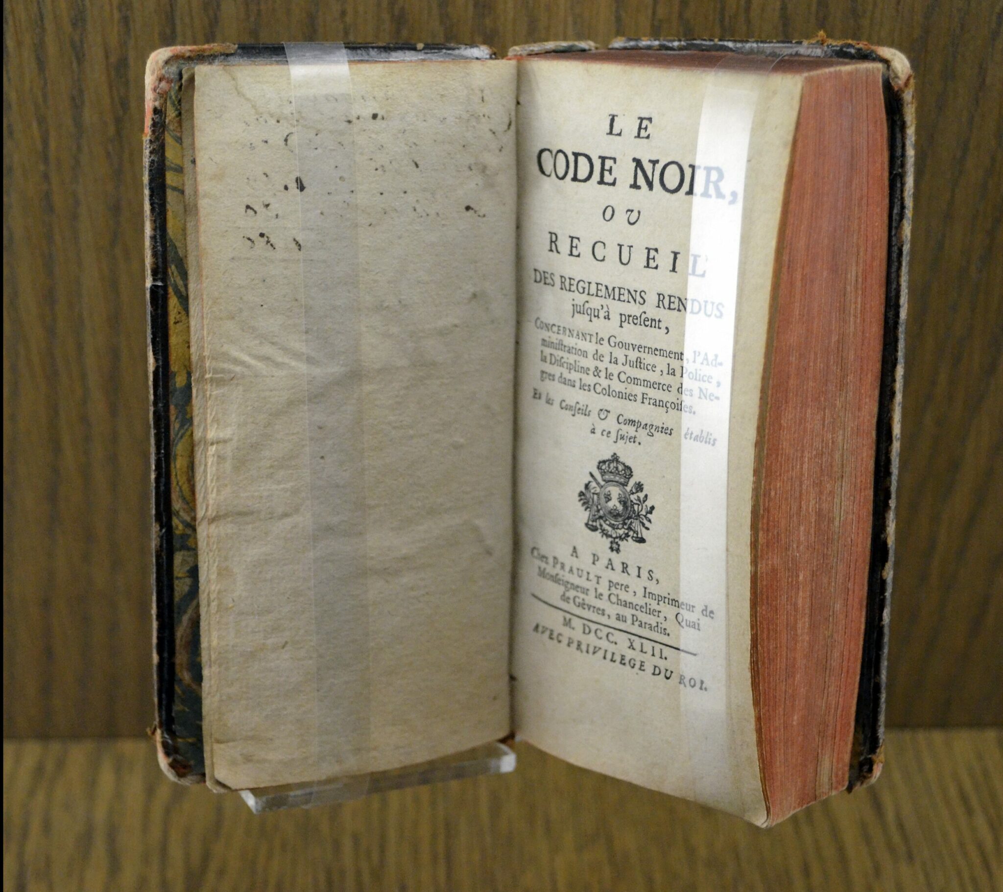 Exemplaire du Code noir &eacute;dit&eacute; en 1742, mus&eacute;e d'histoire de Nantes. &copy; CC-3.0 / WIKIMEDIA
