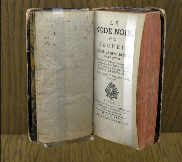 Exemplaire du Code noir édité en 1742, musée d'histoire de Nantes. © CC-3.0 / WIKIMEDIA